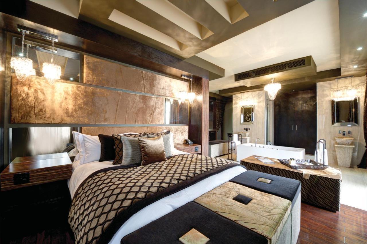 Palala Boutique Game Lodge And Spa Tom Burke Exteriér fotografie